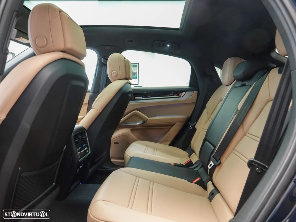 Porsche Cayenne Coupé Black Edition - 45
