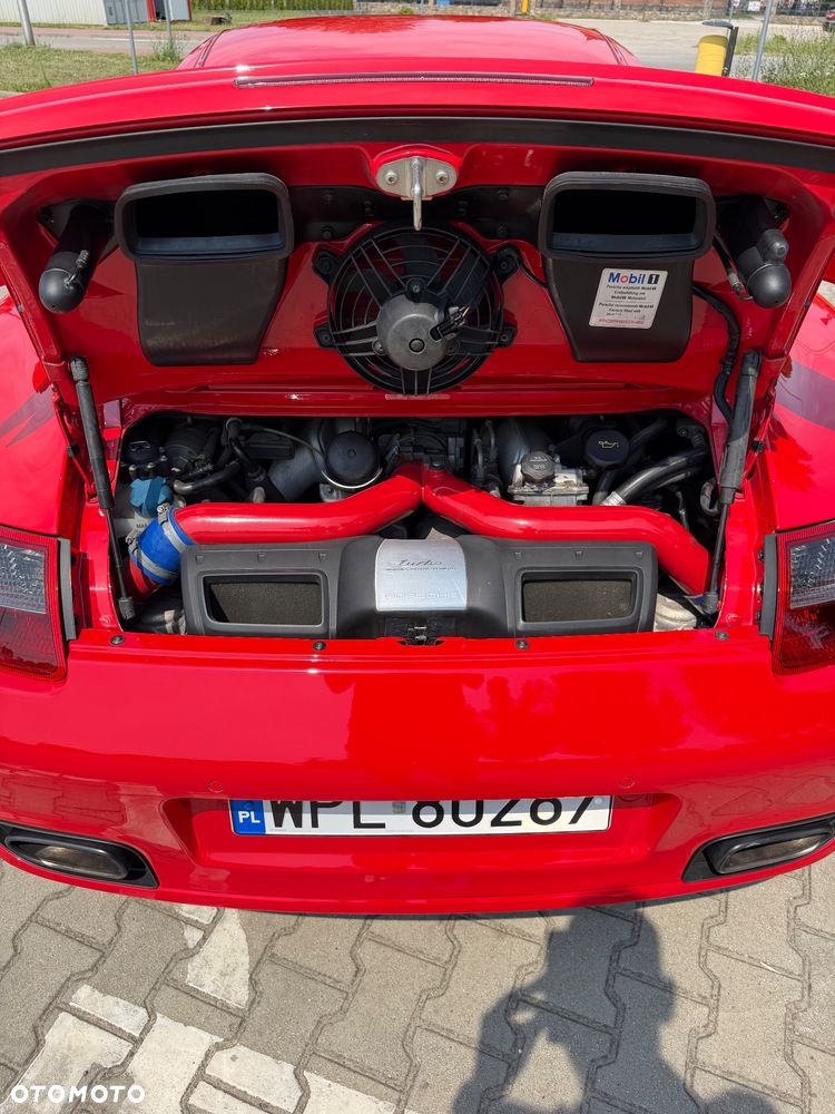Porsche 911 Turbo Tiptronic S - 12