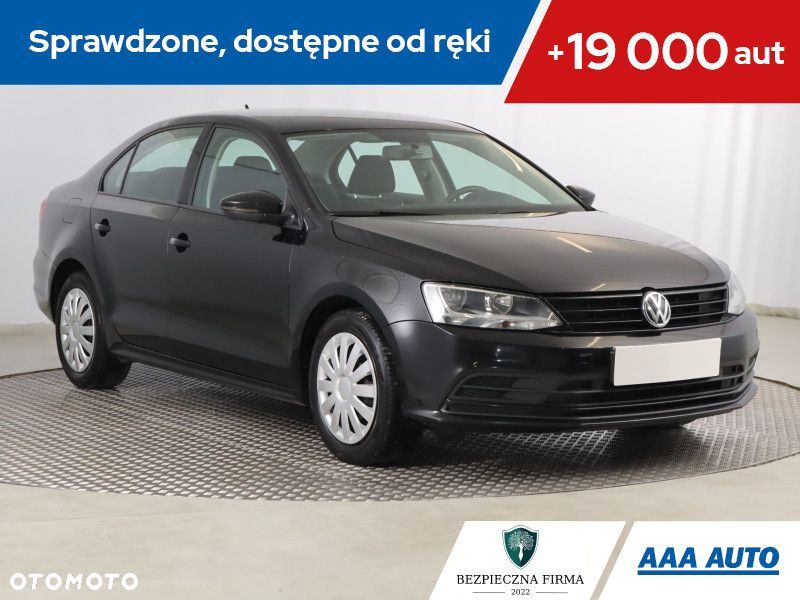 Volkswagen Jetta - 1