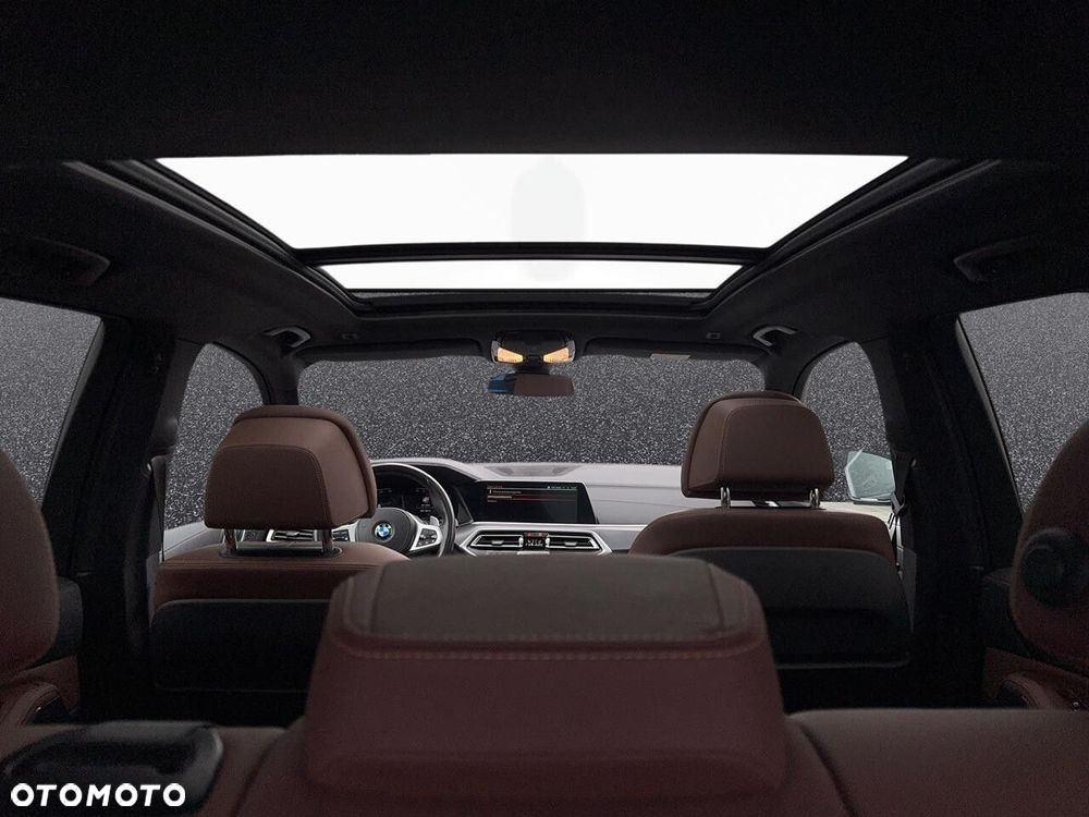 BMW X5 xDrive25d - 14