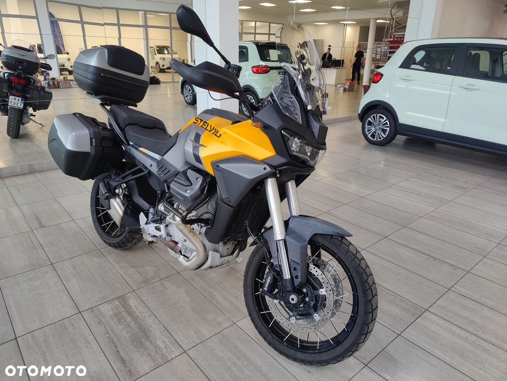 Moto Guzzi Stelvio - 3