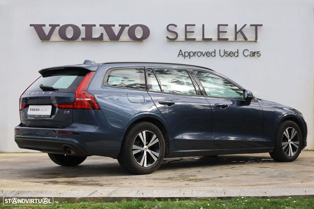 Volvo V60 2.0 D3 Momentum Core Geartronic - 22