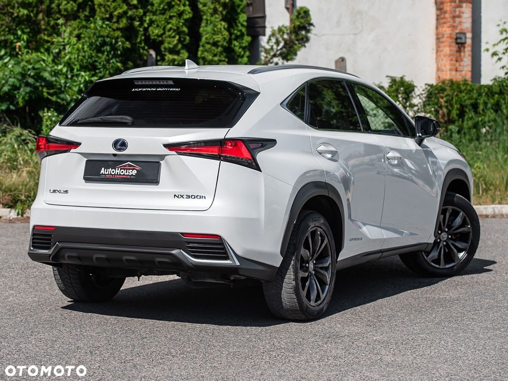Lexus NX 300h Executive-Line - 8