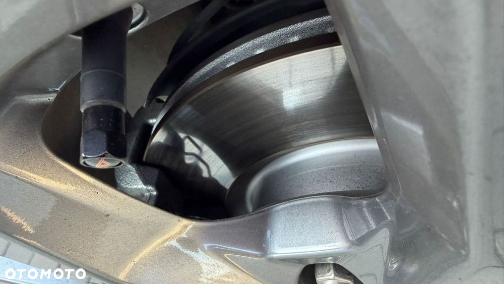 Ford Kuga 2.0 EcoBlue AWD ST-Line - 39