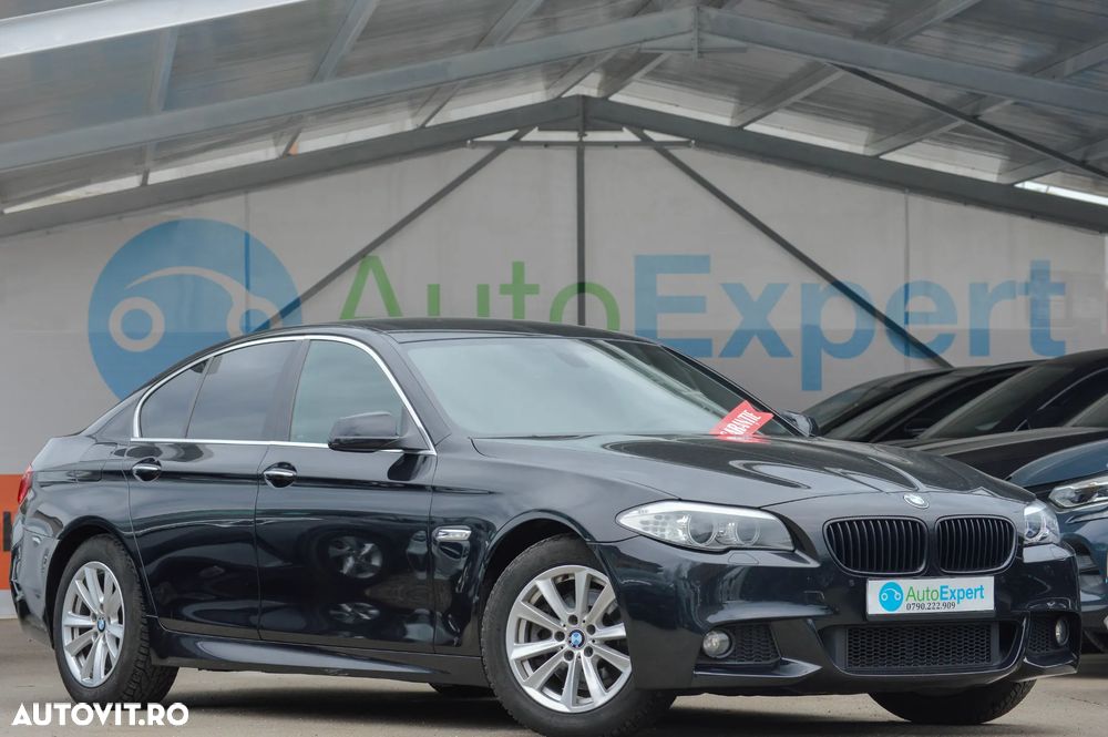 BMW Seria 5 520d Aut. Modern Line - 2