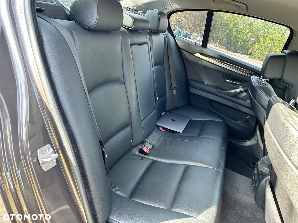 BMW Seria 5 - 13
