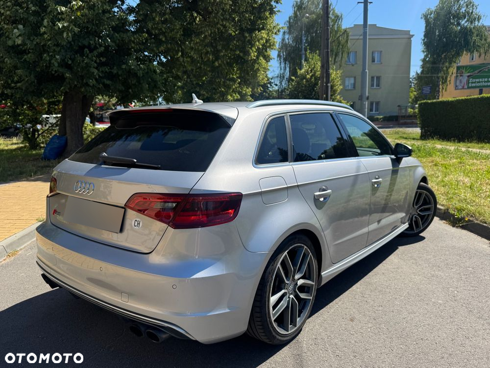 Audi S3 TFSI Sportback S tronic - 10
