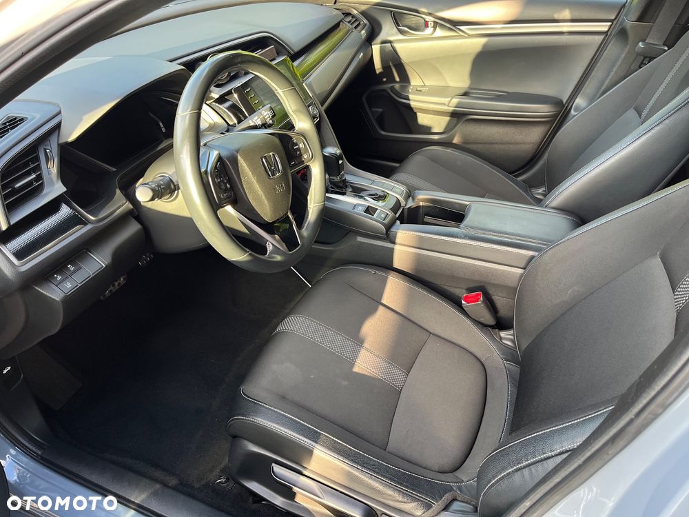 Honda Civic 1.5 i-VTEC Turbo CVT Sport Plus - 30