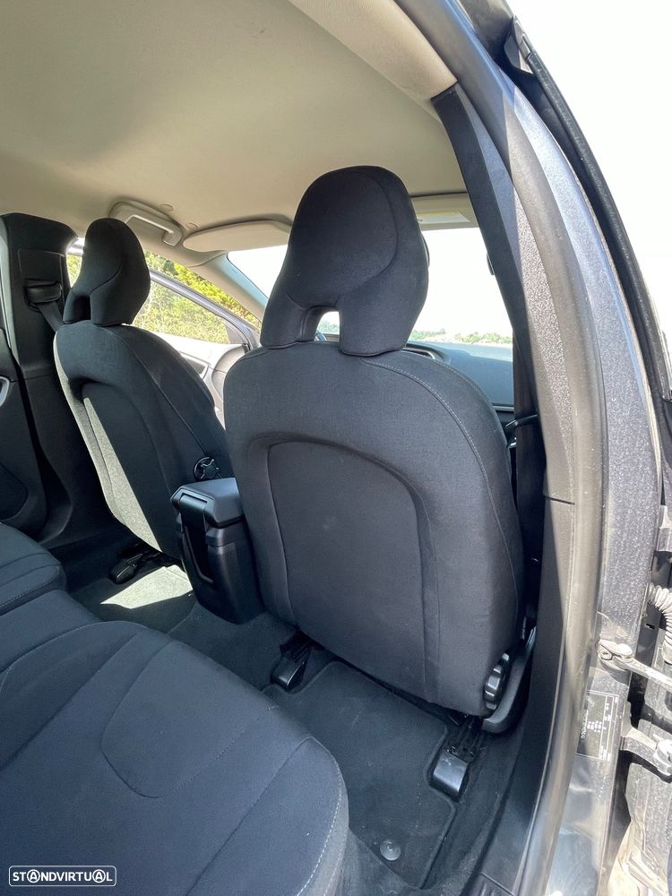 Volvo V40 Cross Country 1.6 D2 Kinetic Powershift - 18