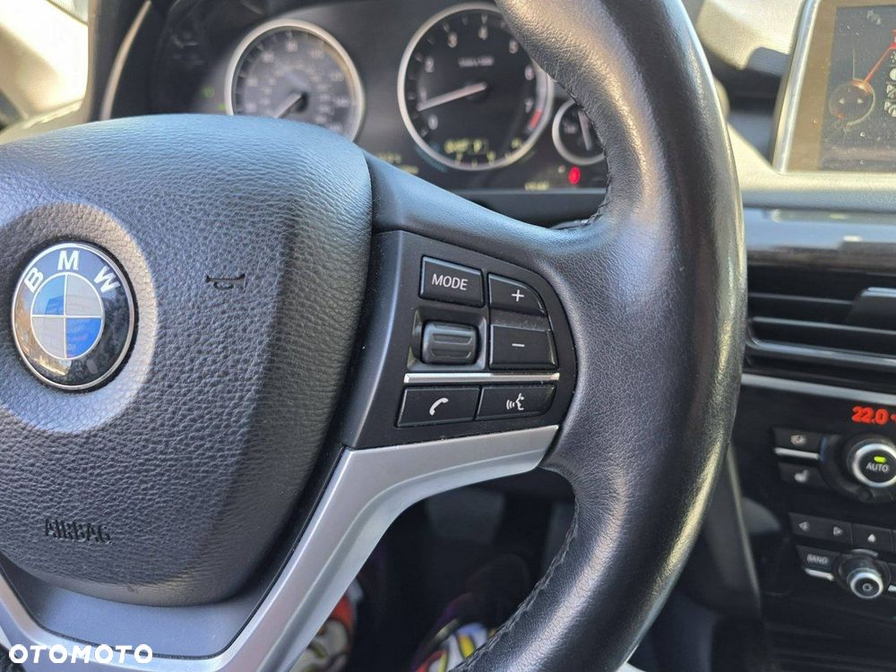 BMW X5 xDrive35i Edition Exclusive - 16