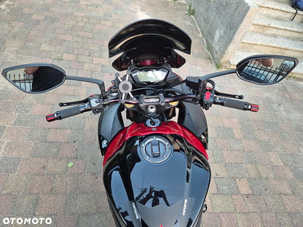 Suzuki GSX 1000 - 8