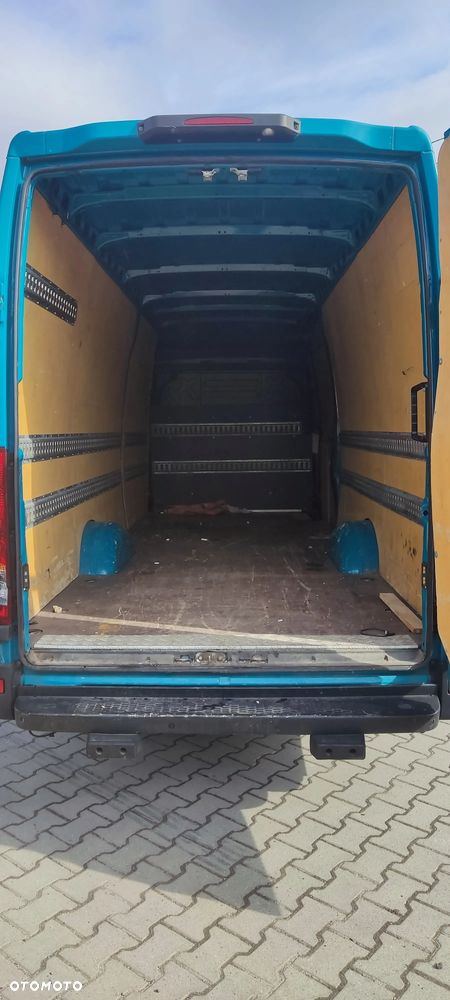 Iveco Daily35S14 - 8
