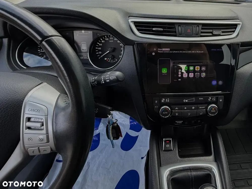 Nissan Qashqai 1.2 DIG-T Acenta EU6 - 10