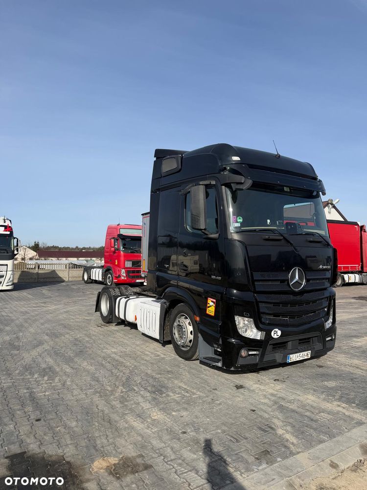 Mercedes-Benz Actros - 2
