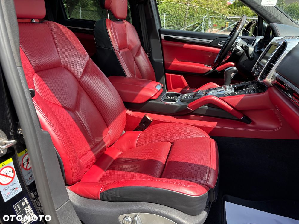Porsche Cayenne Diesel Platinum Edition - 24