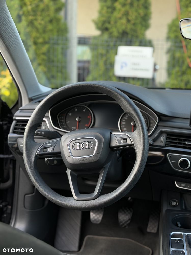 Audi A4 Avant 2.0 TDI - 16