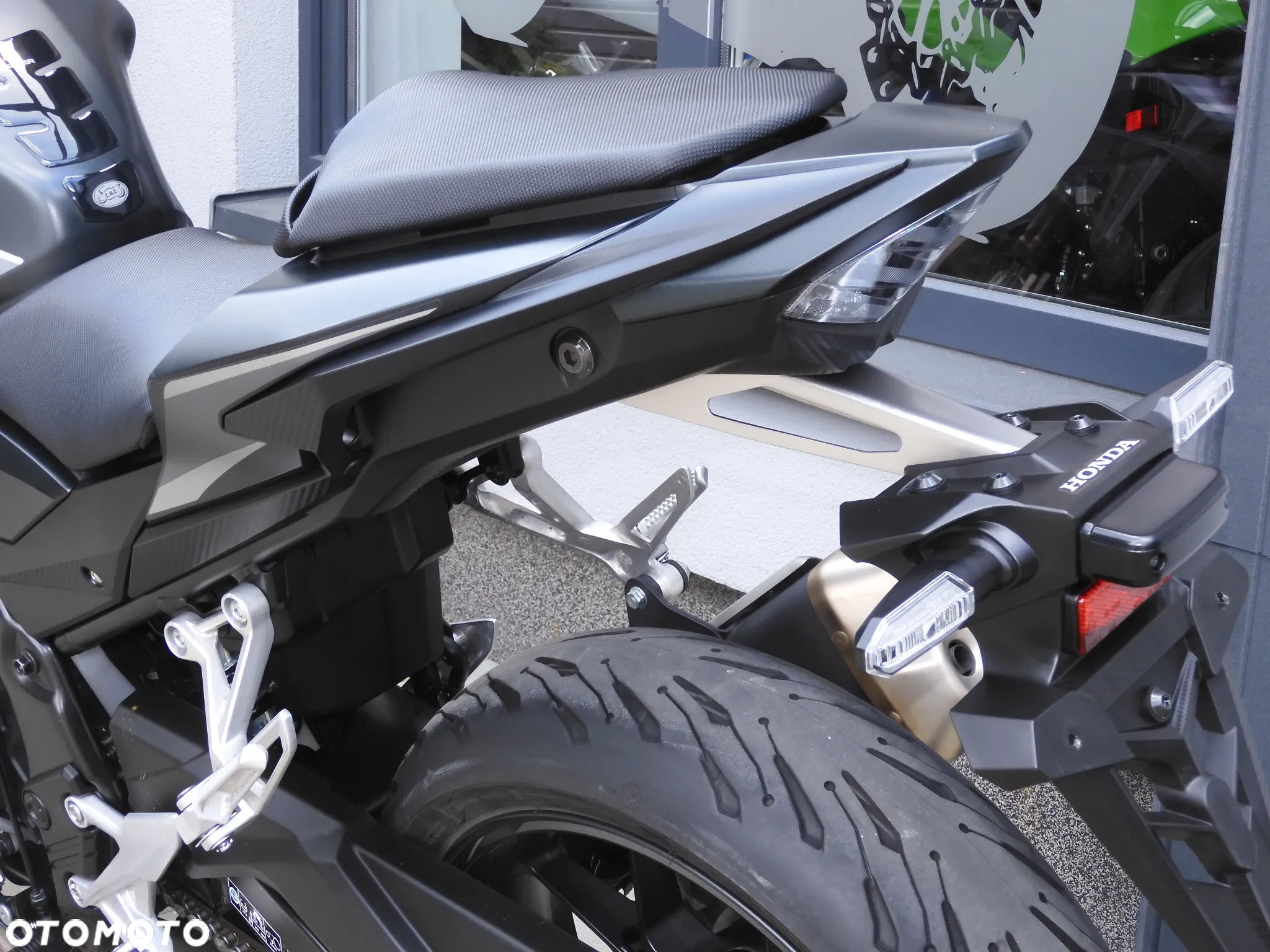 Honda CBR - 33