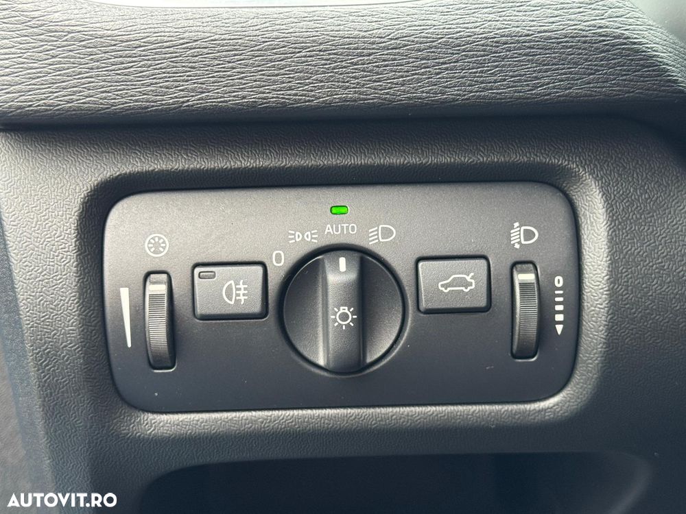 Volvo V40 D4 RDesign - 22