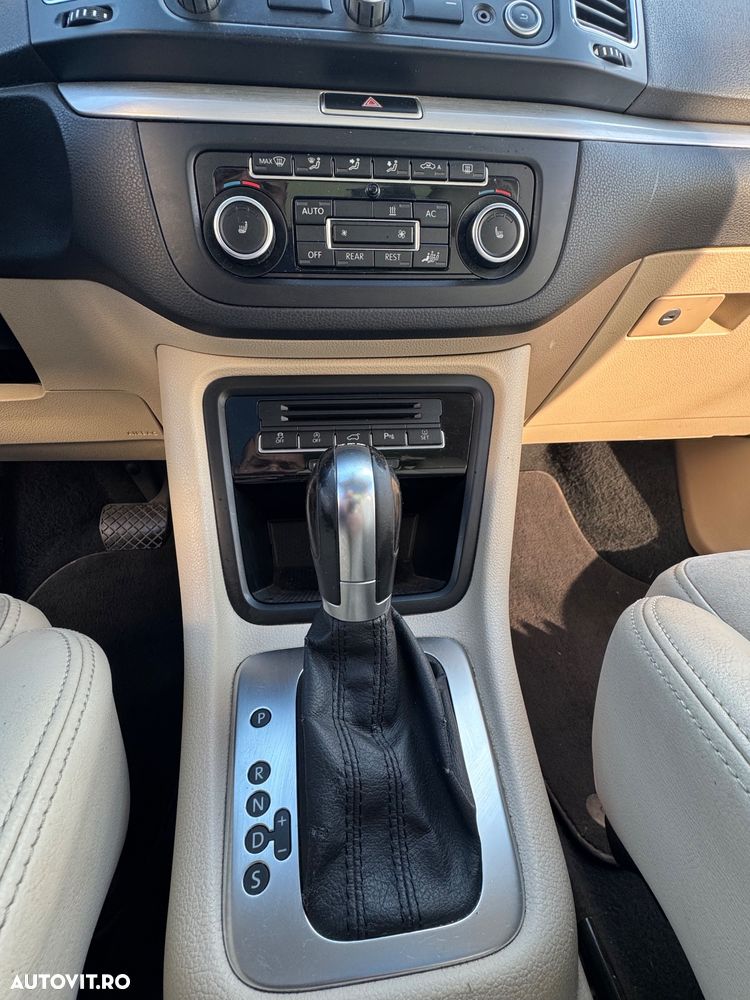 Volkswagen Sharan 2.0 TDI DSG Comfortline - 9