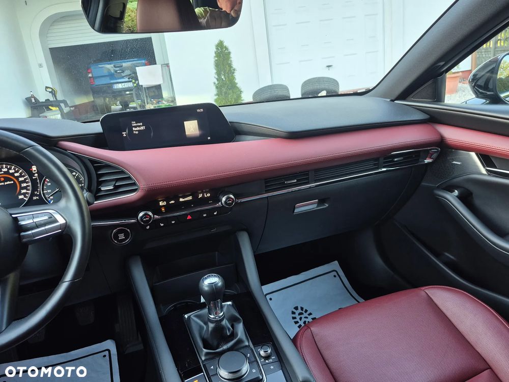 Mazda 3 2.0 mHEV Hikari - 26