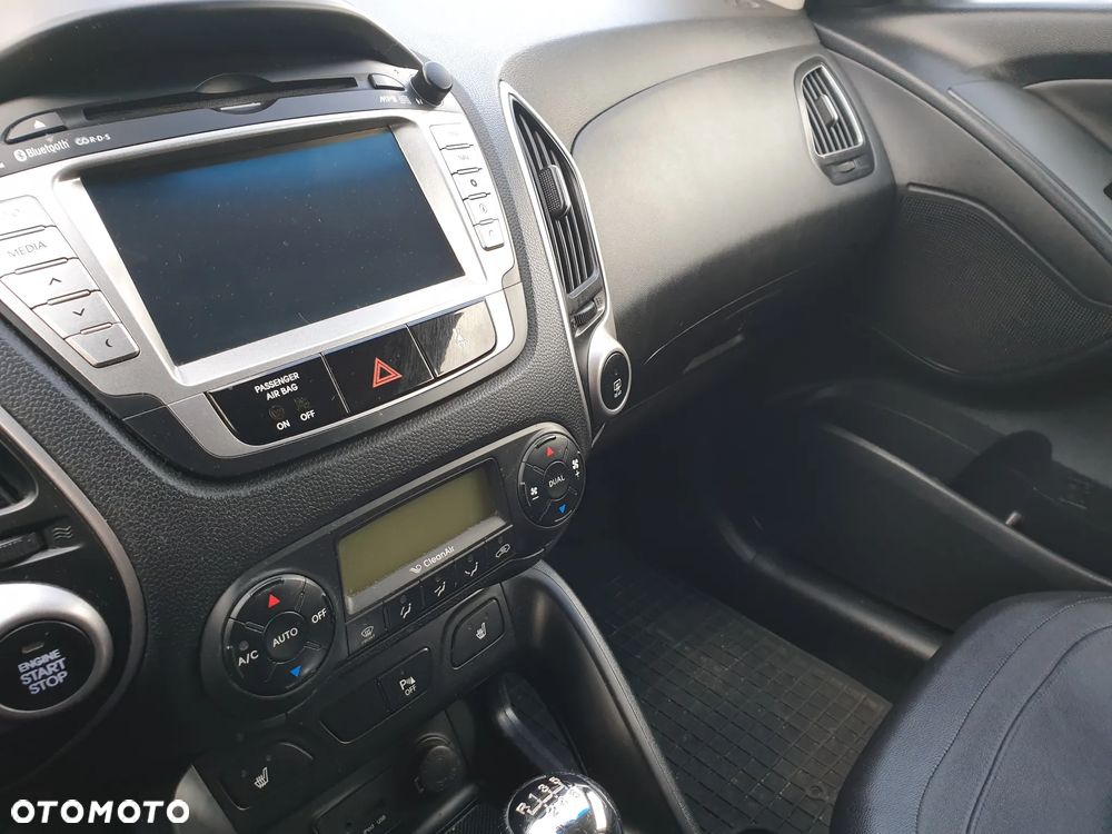 Hyundai ix35 - 12