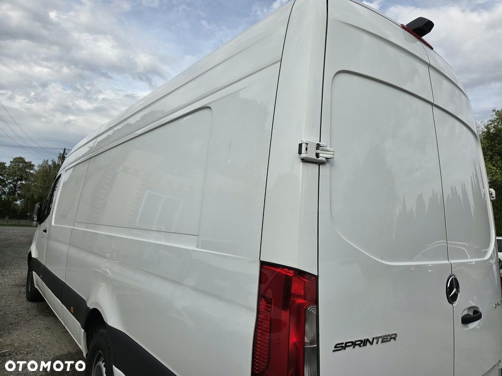 Mercedes-Benz Sprinter - 8