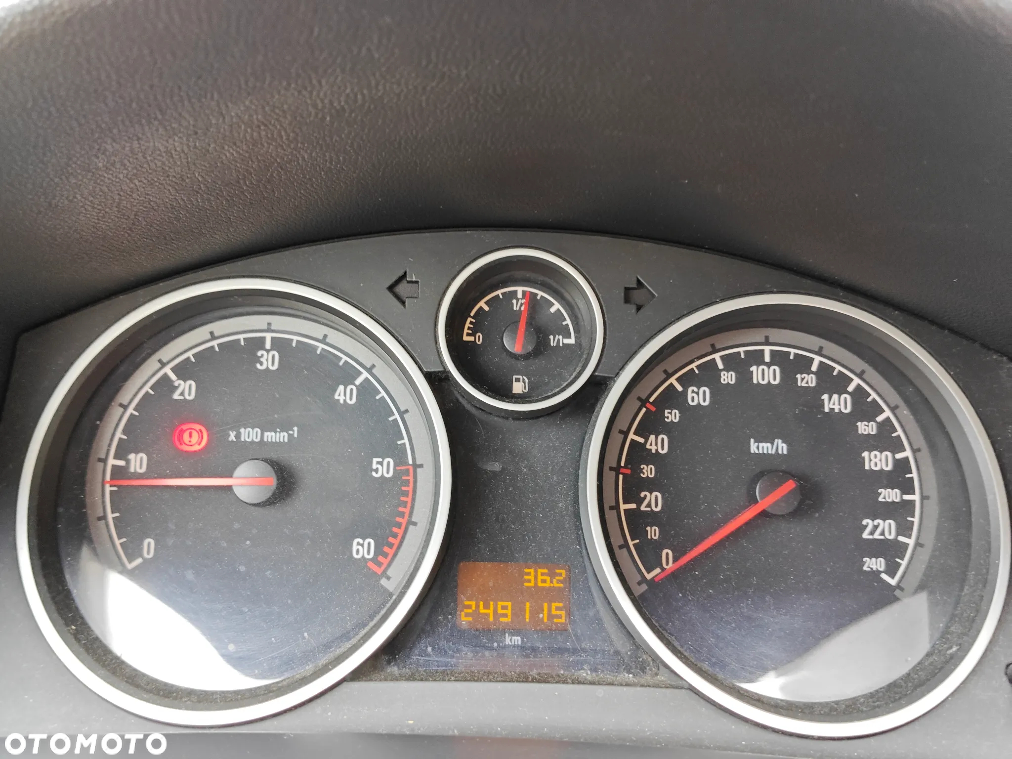 Opel Astra 1.7 CDTI Cosmo - 22