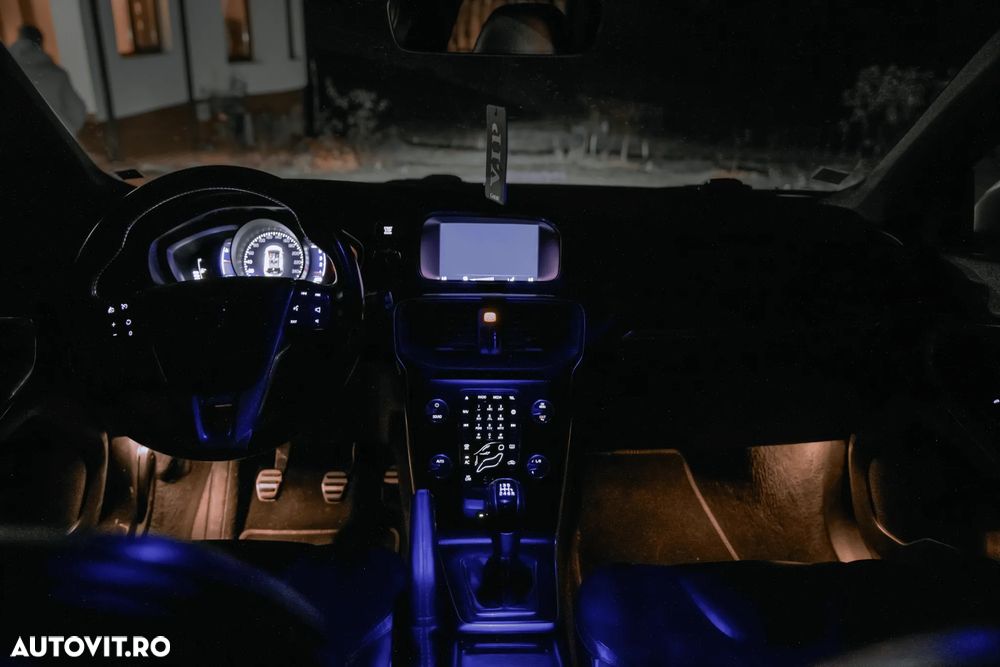 Volvo V40 D3 RDesign - 20