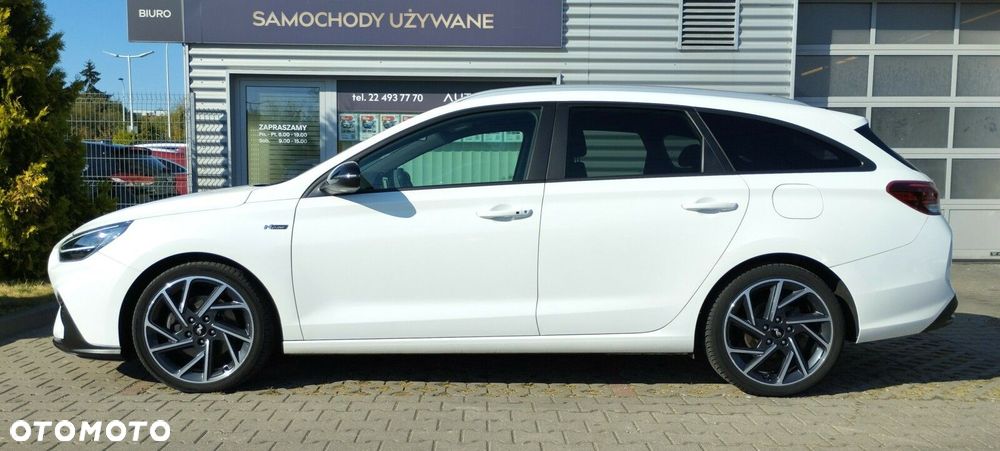 Hyundai i30 1.5 T-GDI 48V Executive DCT - 22