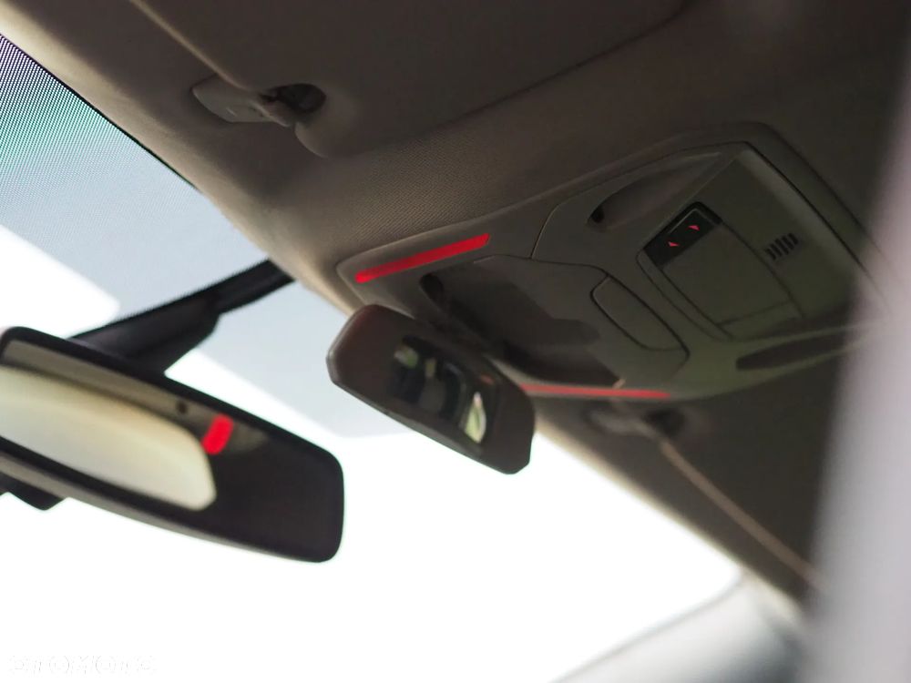 Ford S-Max - 21