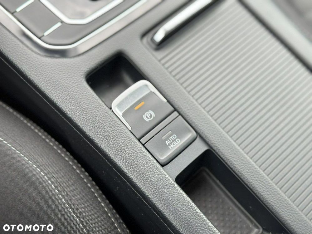 Volkswagen Passat 2.0 TDI EVO Business DSG - 22