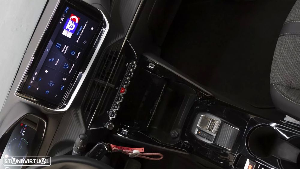 Peugeot 2008 1.2 Hybrid Allure e-DCS6 - 27
