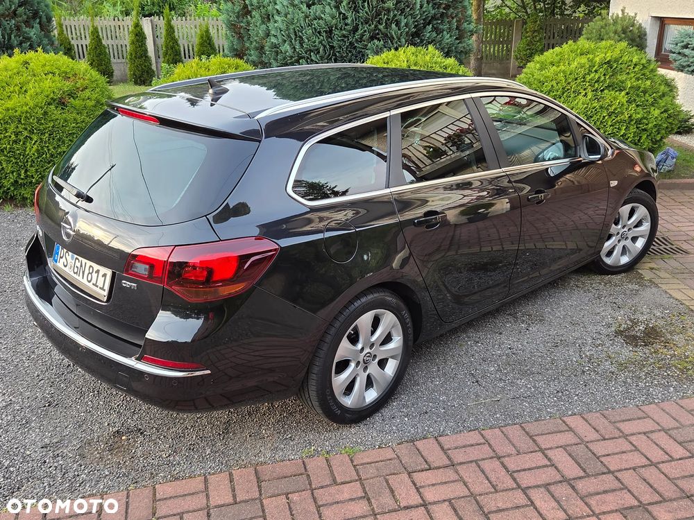 Opel Astra 2.0 CDTI DPF ecoFLEX SportsTourer Start/Stop Exklusiv - 21