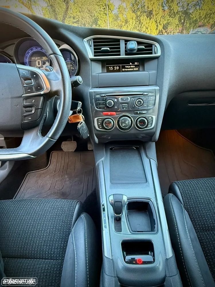 Citroën C4 1.6 e-HDi Exclusive J17 CMP6 - 7