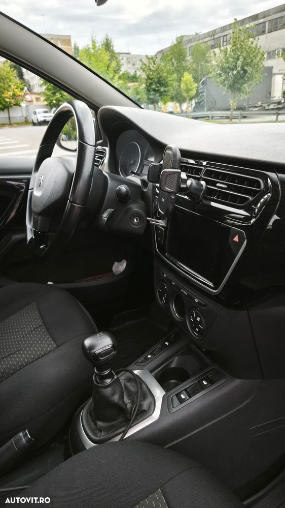 Peugeot 301 1.5 BlueHDI FAP Active - 10