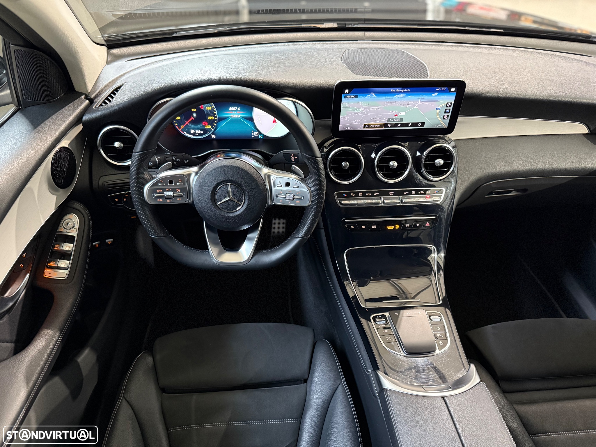 Mercedes-Benz GLC 300 e 4Matic - 28