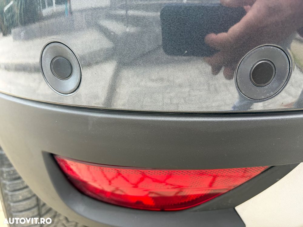 Dacia Duster dCi 110 FAP 4x2 EDC Prestige - 18