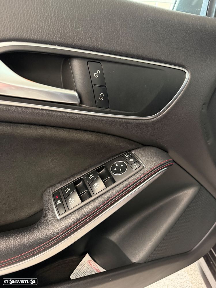 Mercedes-Benz CLA 200 d Shooting Brake AMG Line Aut. - 12