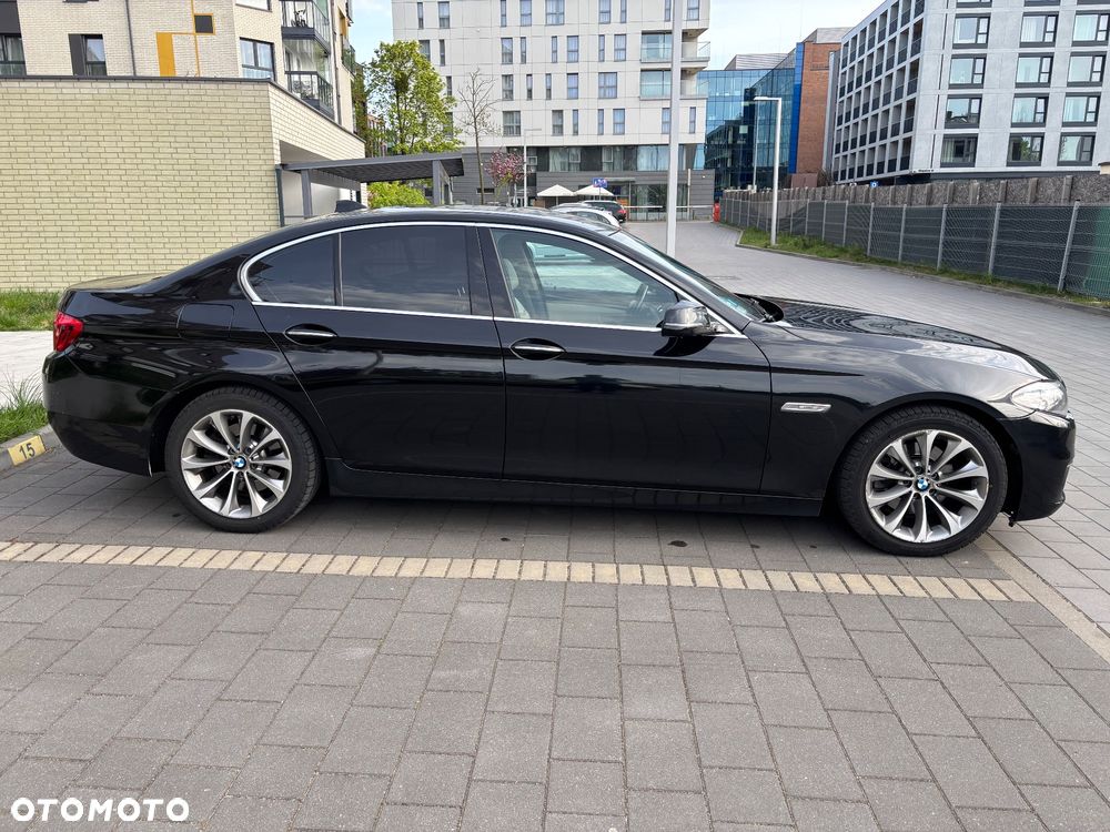 BMW Seria 5 520d xDrive Luxury Line - 6