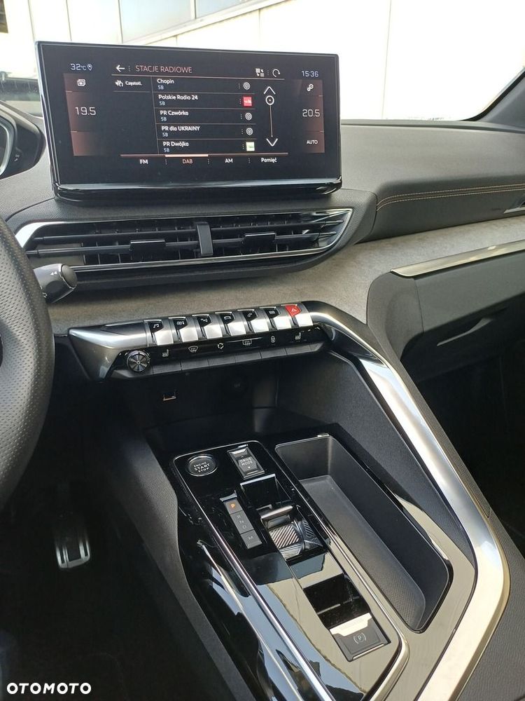 Peugeot 5008 1.2 PureTech mHEV GT S&S e-DCS6 - 16