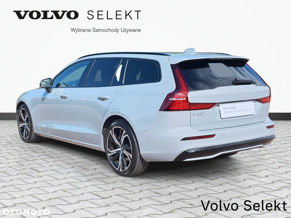 Volvo V60 B4 B Plus Dark - 8
