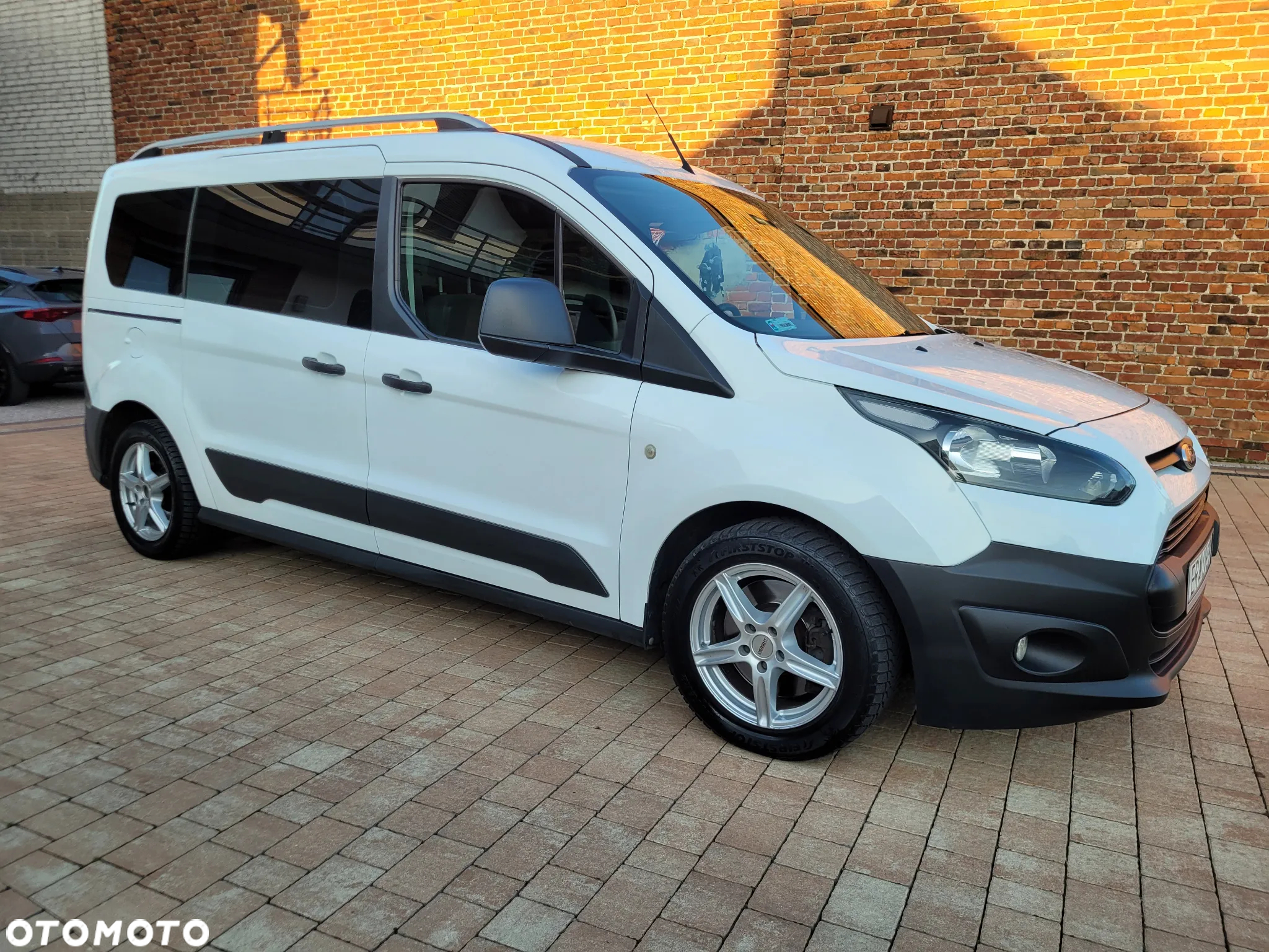 Ford Transit Connect - 6