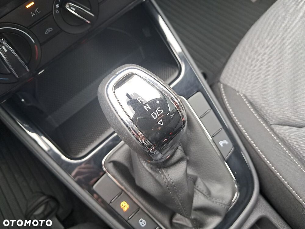 Skoda Fabia 1.0 TSI Drive DSG - 21