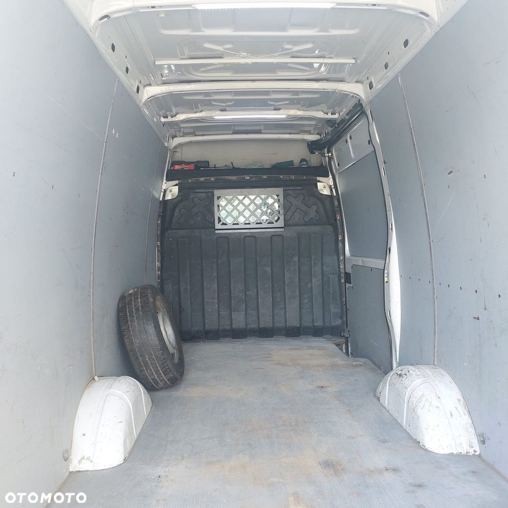 Iveco DAILY 35S15V - 13