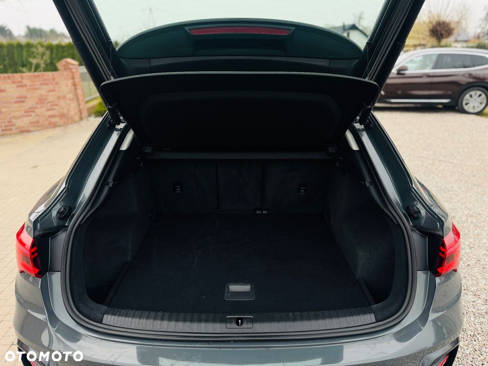 Audi Q3 Sportback 35 TDI S tronic - 9