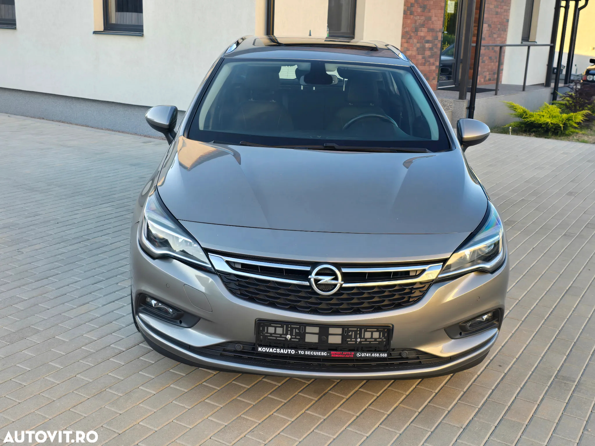Opel Astra 1.6 CDTI DPF ecoFLEX Sports TourerStart/Stop Edition - 16