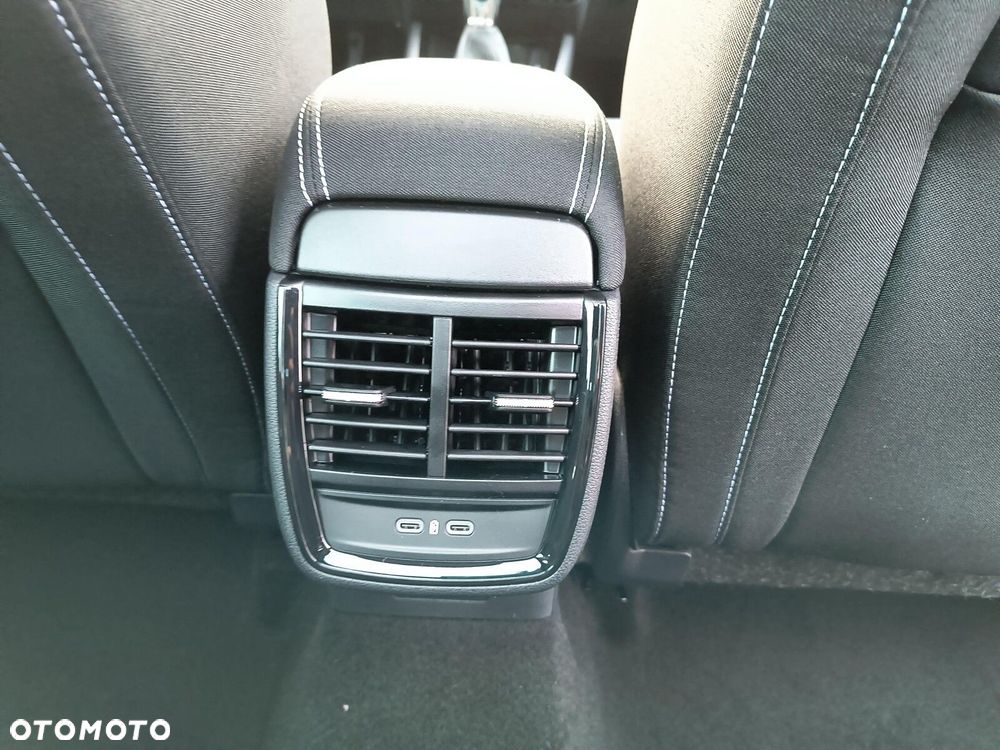 Skoda Scala 1.5 TSI Monte Carlo DSG - 37