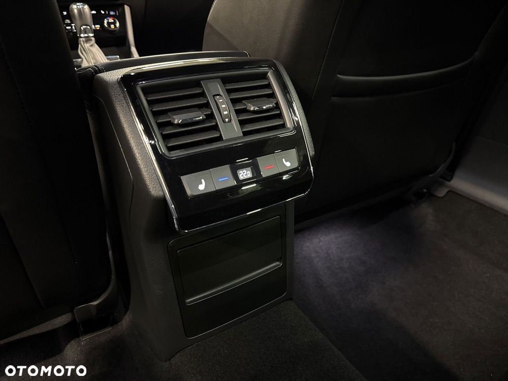 Skoda Superb 2.0 TSI 4x4 Sportline DSG - 20