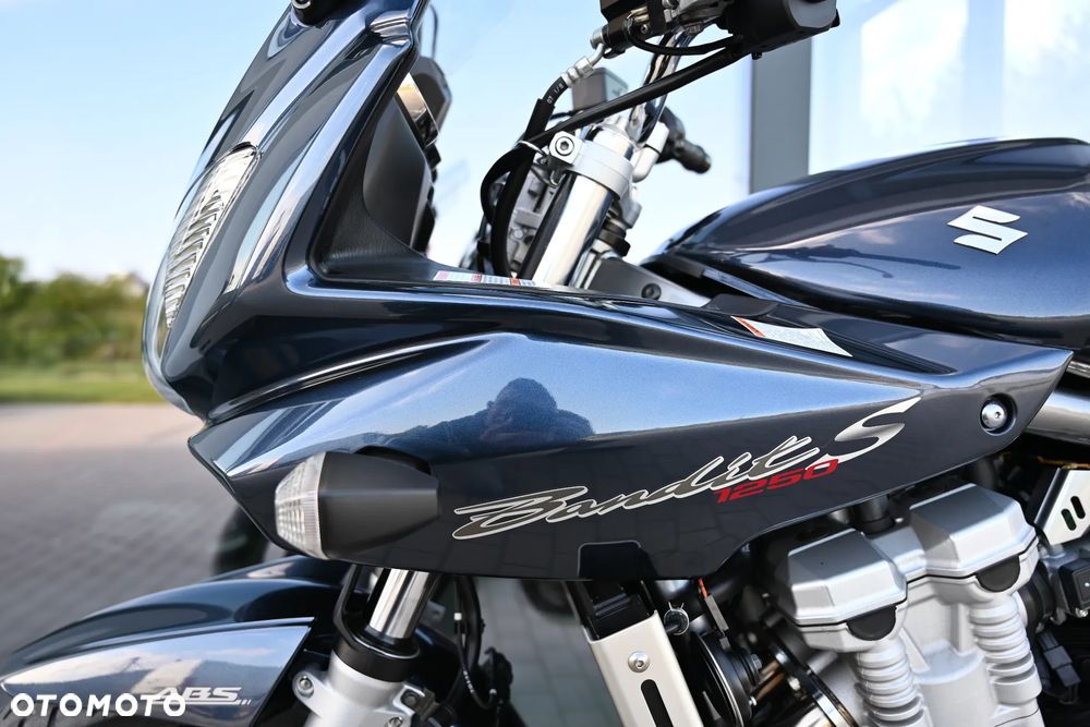 Suzuki Bandit - 33
