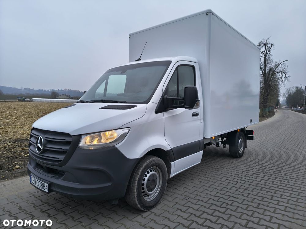 Mercedes-Benz Sprinter - 9